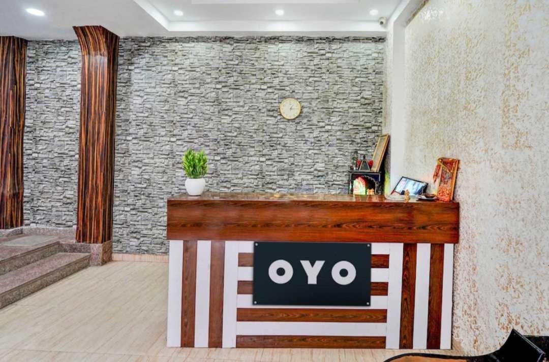 Hotel O Anshu B&B นิวเดลี ภายนอก รูปภาพ